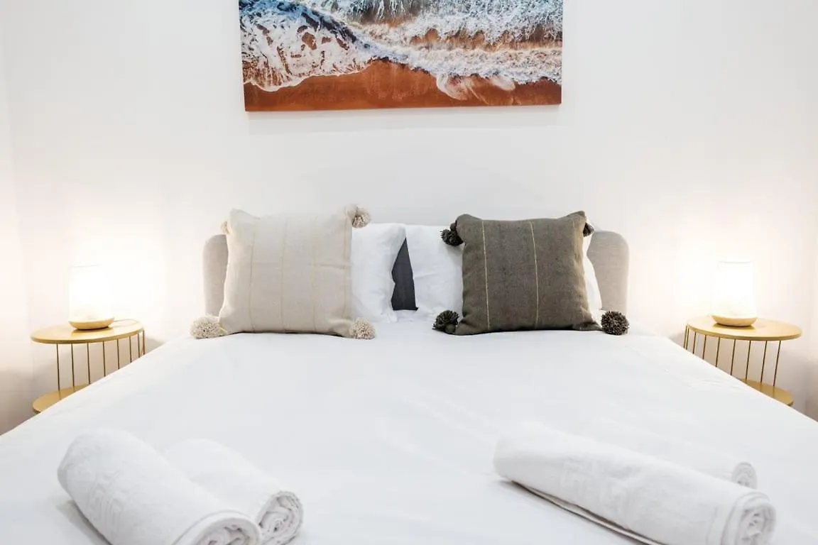 Hotel Guestready - Blissful Getaway In Funchal Portugal